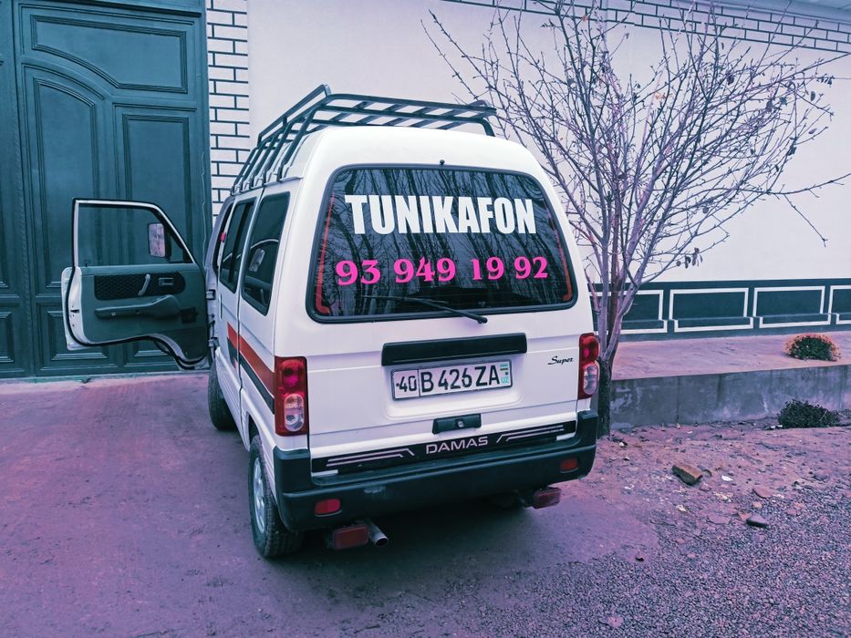 damas. 2014 yil.rangi oq