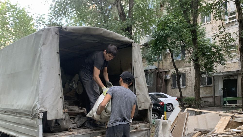 Грузчики в Алматы недорого