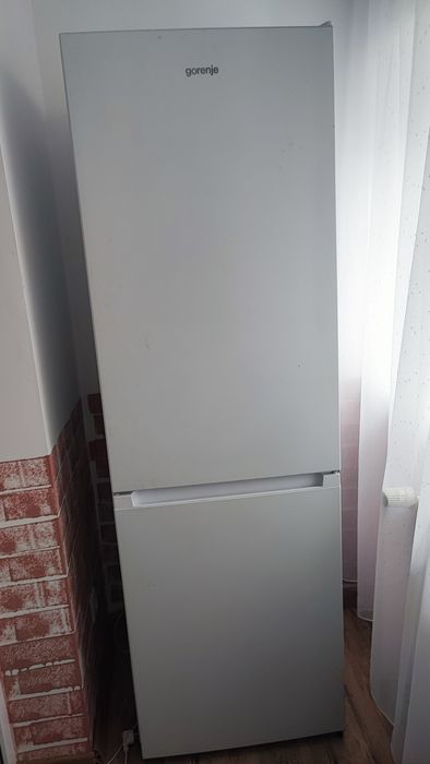 Vând combina frigorifica Gorenje