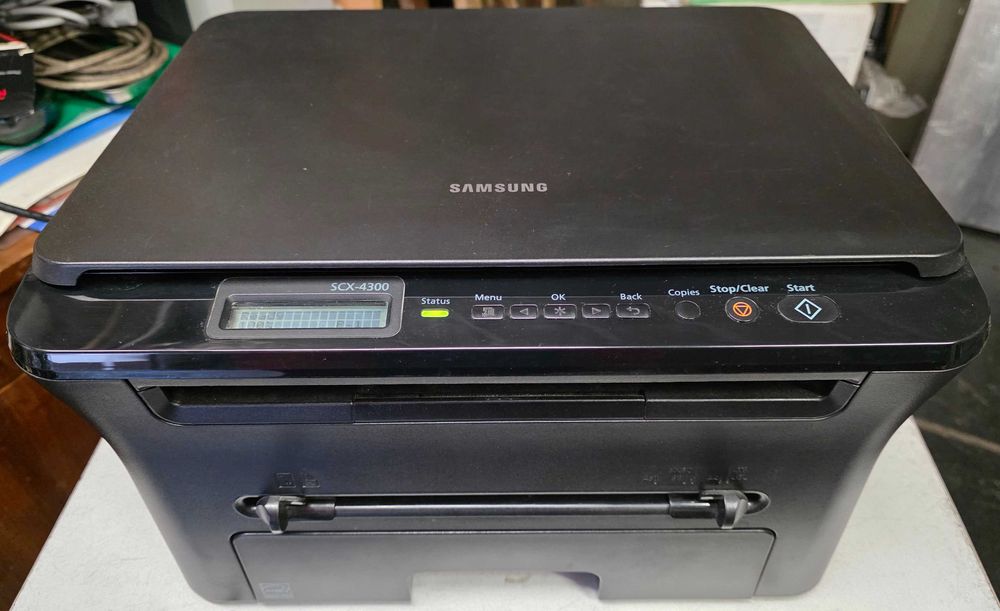 Samsung SCX-4300 мултифункционален принтер скенер