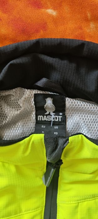 Compleu Vestă+ Pantaloni Mascot noi