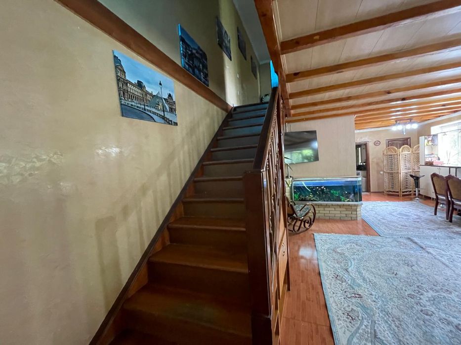 Продается 2х этажный дом