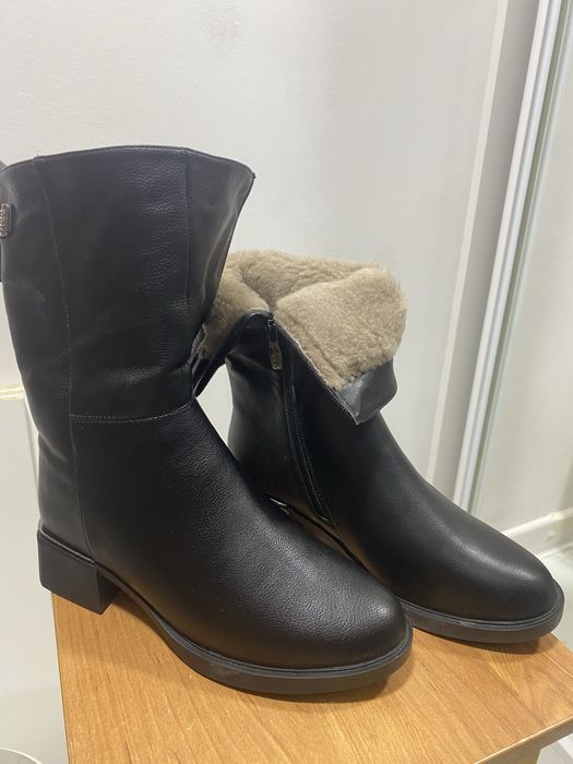 Продается сапоги