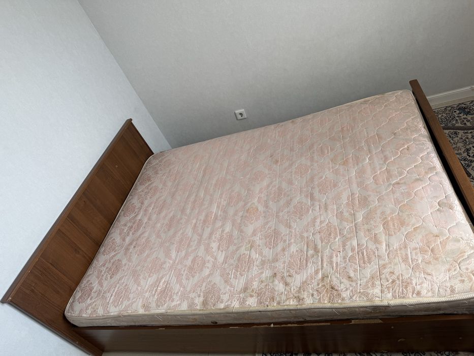 Жатын бөлмеге төсек