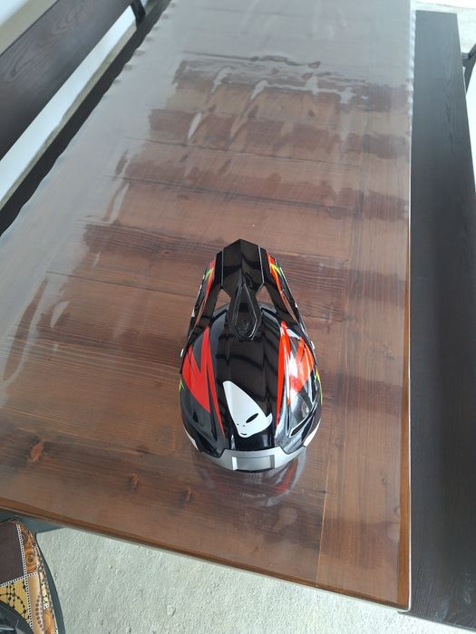 Vînd cască atv ,cros  !