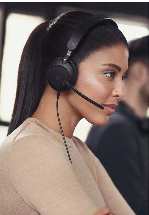 Jabra Evolve2 40 SE слушалки