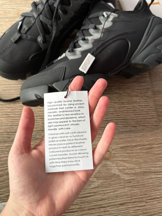 Dior sneakers noi, originali