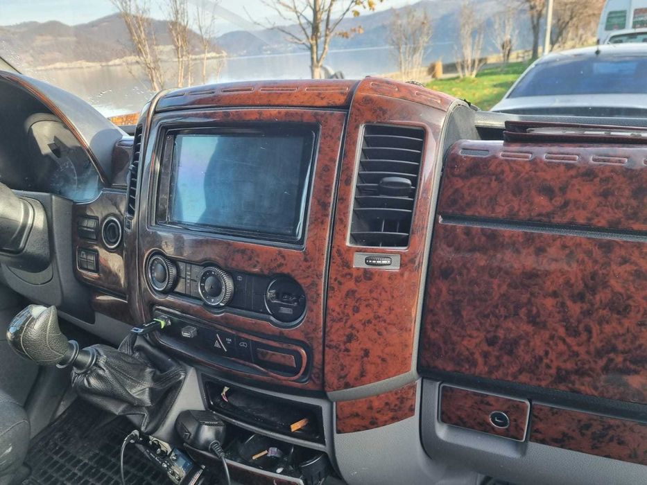 Autoutilitara Mercedes