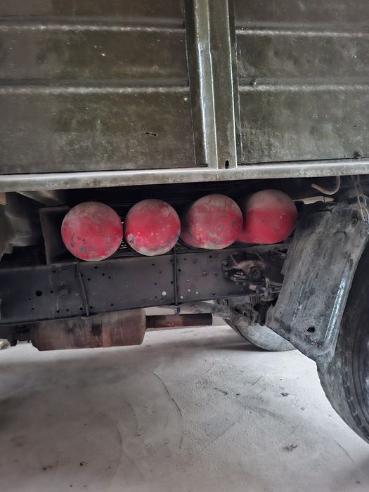 Zil 130 sotliladi