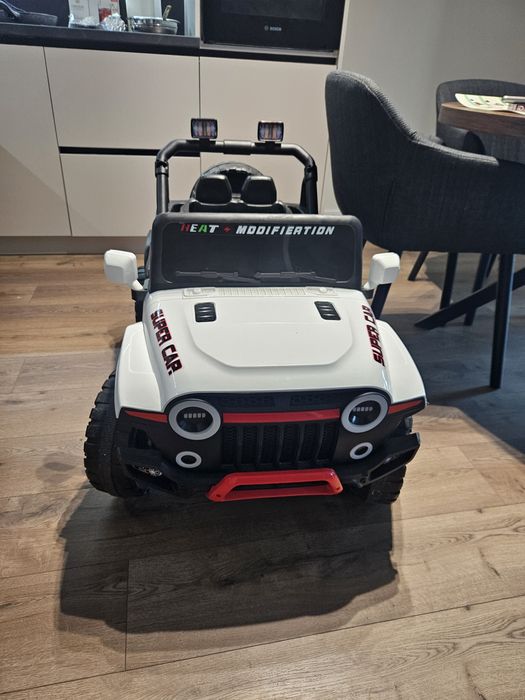 Джип 12V батерия и родителски контрол