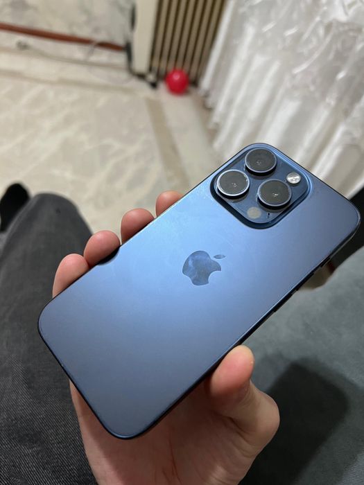 iPhone 15 pro 256 gb