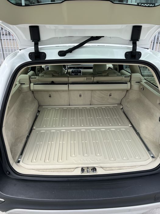 Volvo XC70 2016 2,5 L 4x4 Super car