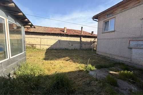 Очарователна селска къща в село Васил Левски