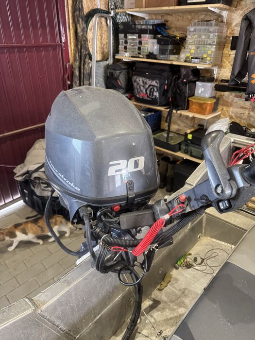 Vand motor YAMAHA 20 cp