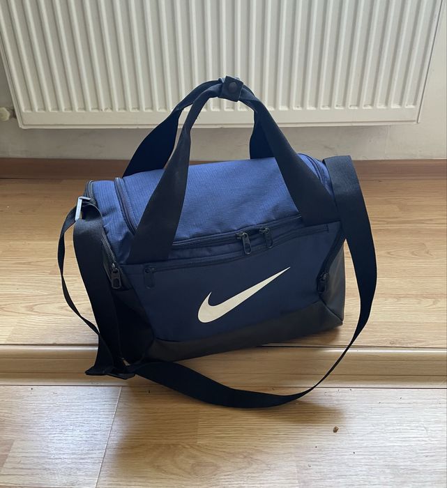 Geanta sport Nike bleumarin