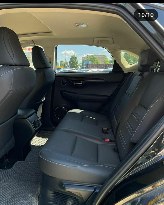 СРОЧНО ПРОДАМ Lexus NX 300, 2018 г.,