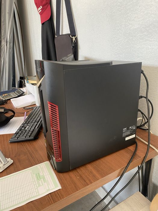 Компютер  acer.  r