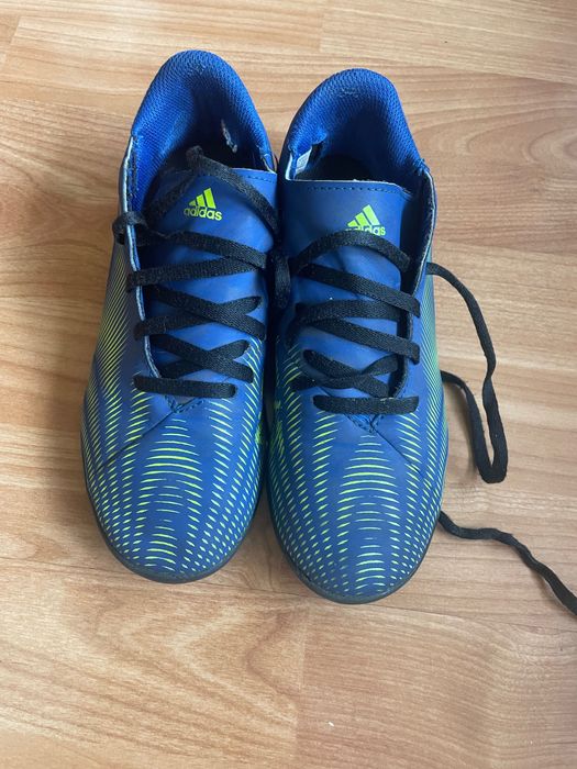 Обувки за футбол 35 и 36 номер