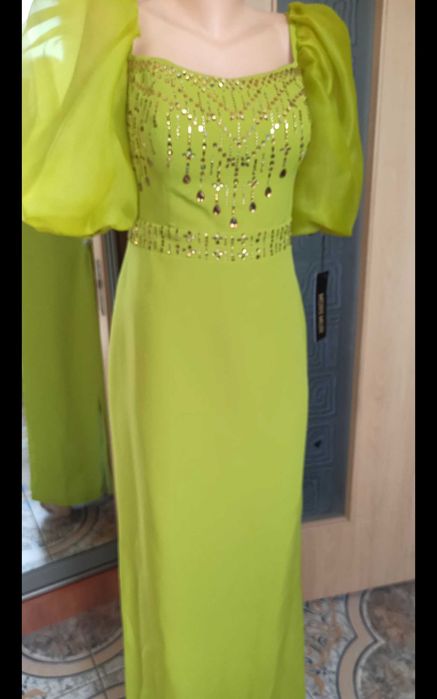 Красивое нежное платье