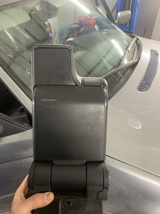 Подлакътник за бмв е46