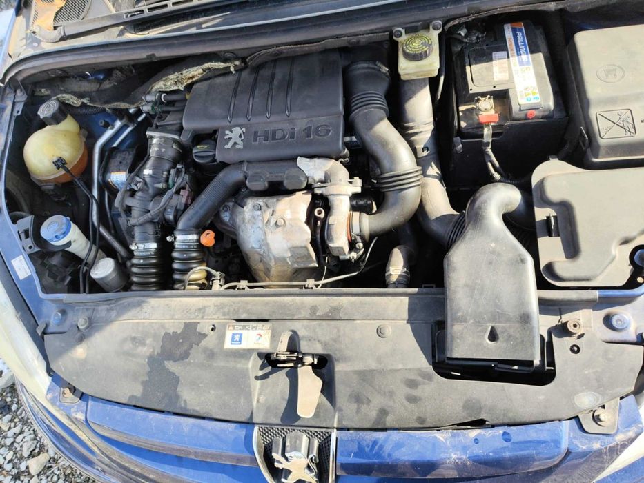Peugeot 307 1.6 hdi на части пежо 307 на части