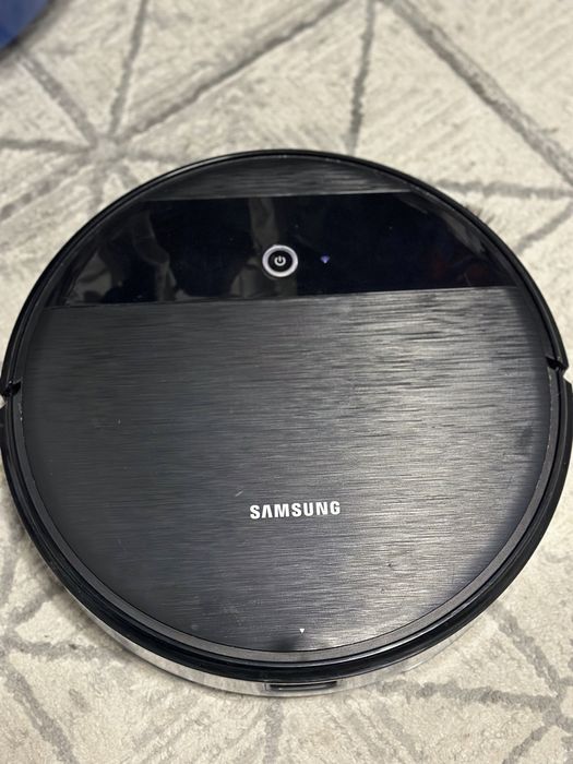 Продам робот пылесос б/у