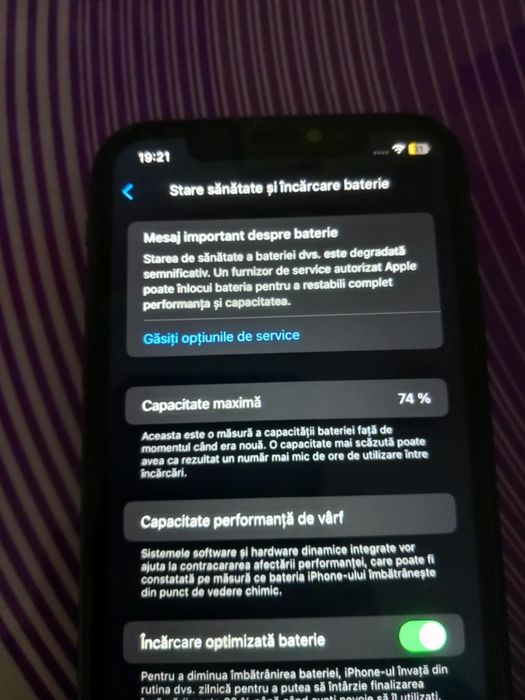 Vând ipone 11 ipecabil ca nou