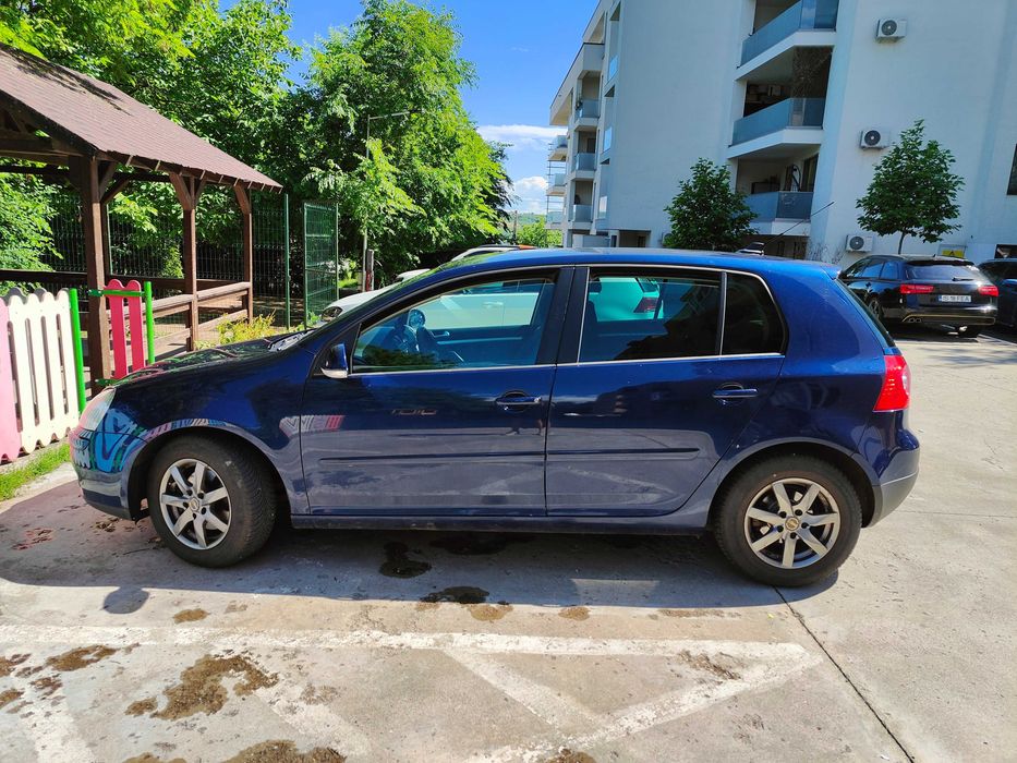 Volkswagen Golf (2009) | Impecabila Tehnic, Stare Vizuala Excelenta | 1.9 TDI (105 CP) - Cutie 6 Viteze Manuala