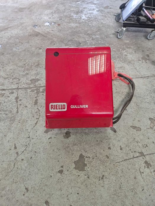 Дизелова горелка за бояджийска камера riello Gulliver RG4S