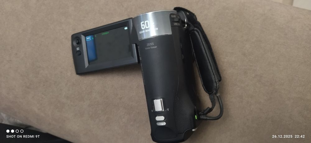 Продам камеру SONY HDR-CX405