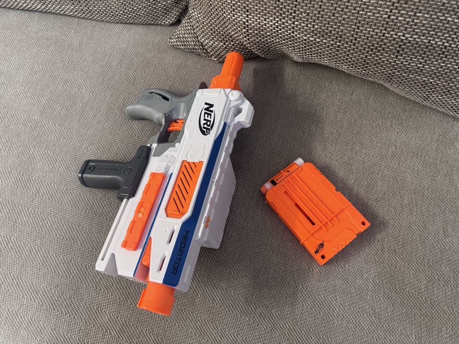 Nerf детски пистолет