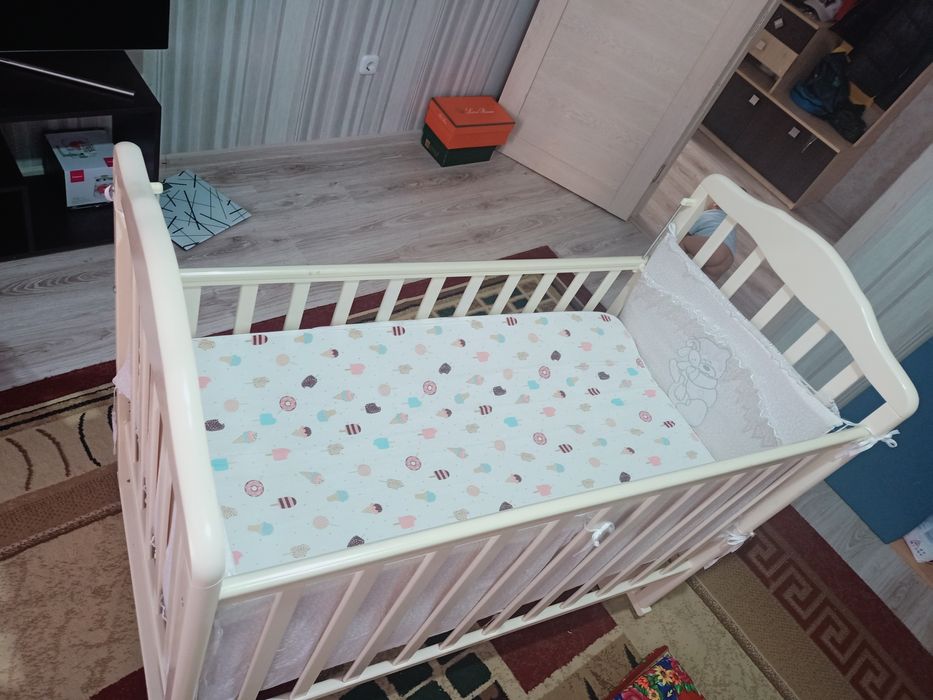 Продам Детский кровать, манеж