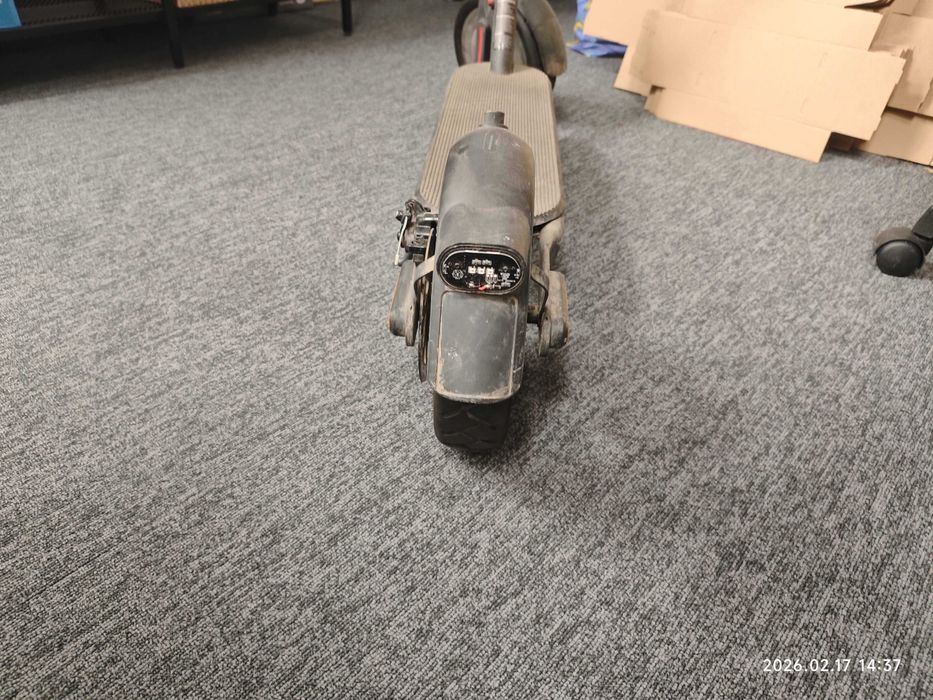 Xiaomi Mi Electric Scooter 4 тротинетка