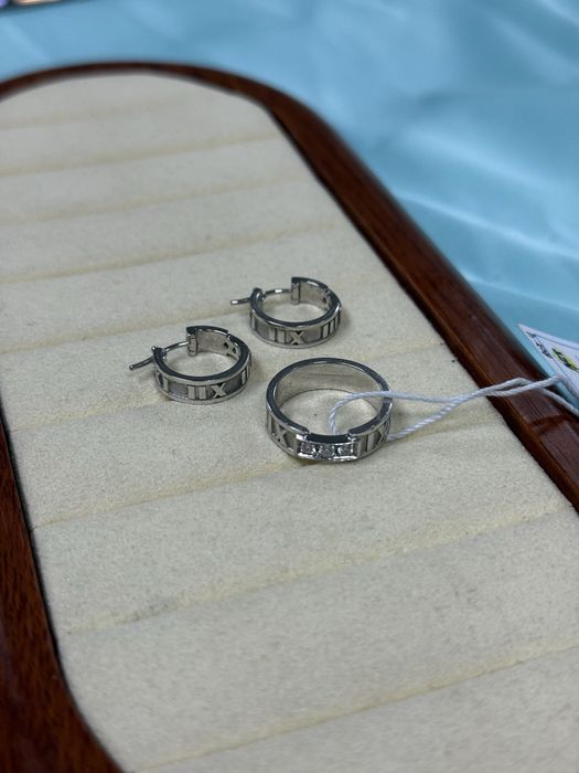 Золотой комплект с бриллиантами