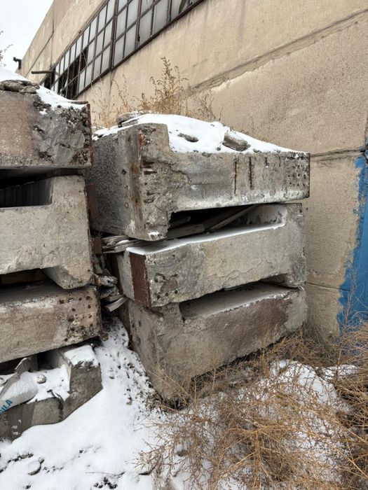 Балка бетонные для крыши