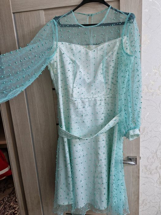 Продаётся вечерний платье