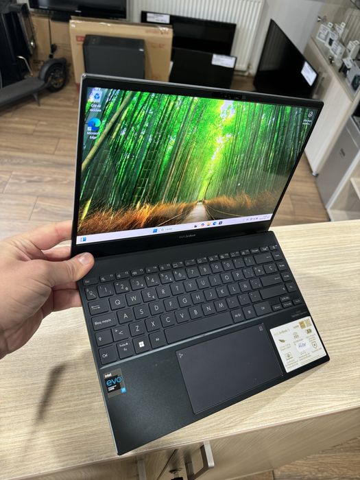 ASUS ZenBook 13 UX325, 13.3 FHD intel i7-1165G7, 16GB, NVMe 512GB ssd