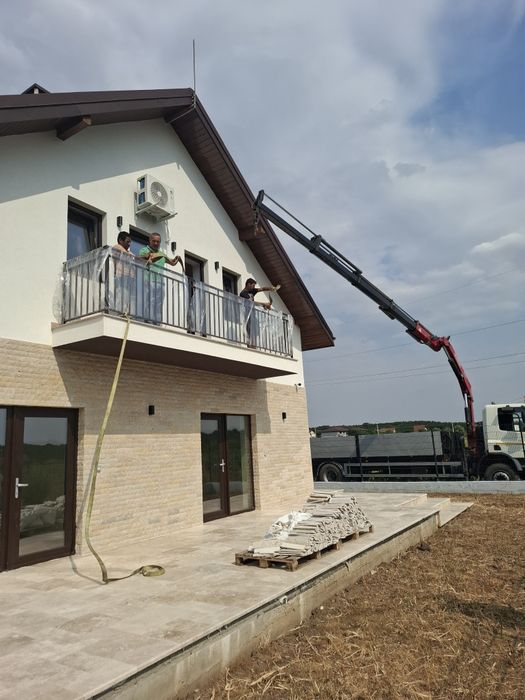 Inchiriez camion macara