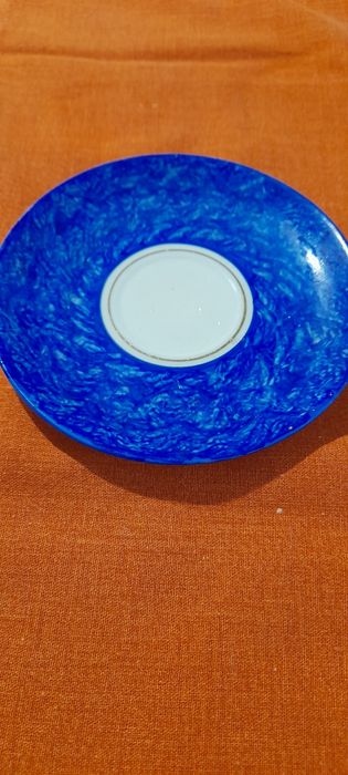 Set ceașcă și farfurie