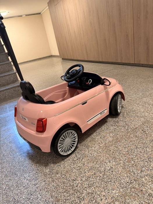 Masinuta electrica copii Fiat 500 roz cu telecomanda