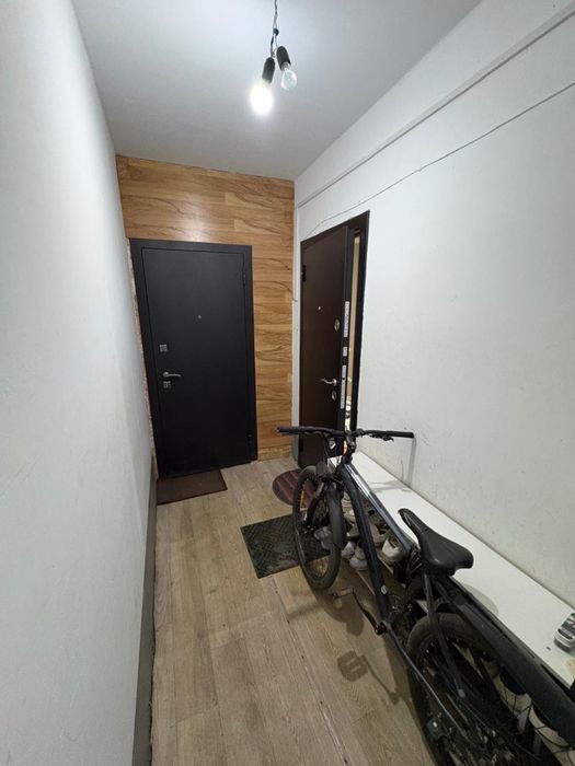 Продам 2 комнатную квартиру