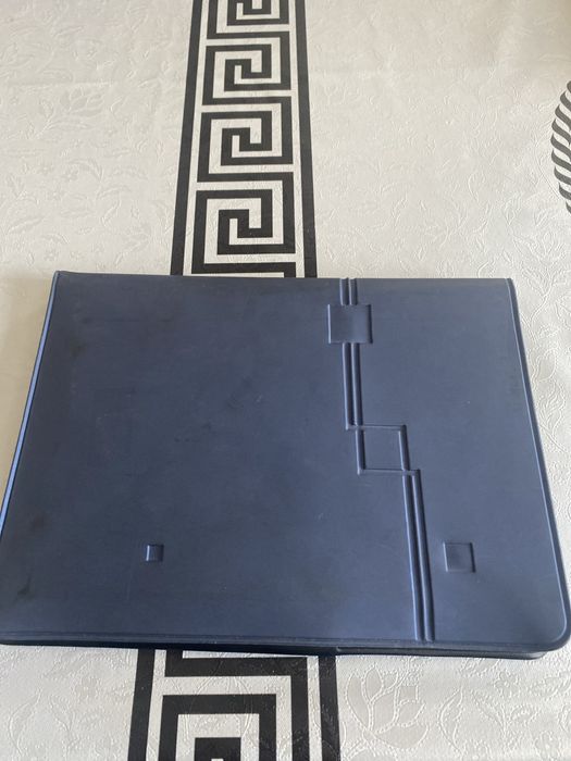 Калъф за документи на Пежо