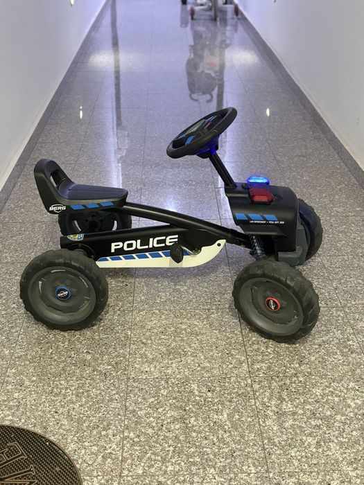 Kart  BERG POLICE cu pedale