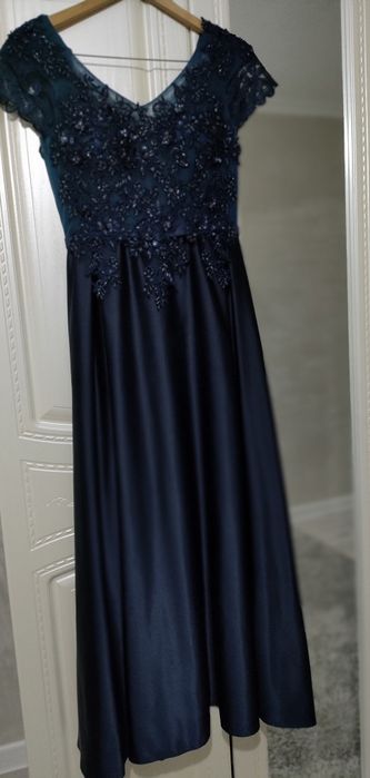 Продам вечерние платье