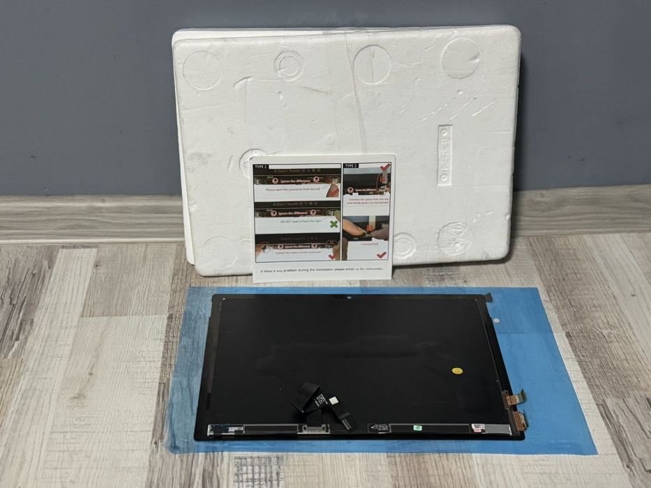 Дисплей за Microsoft Surface Pro