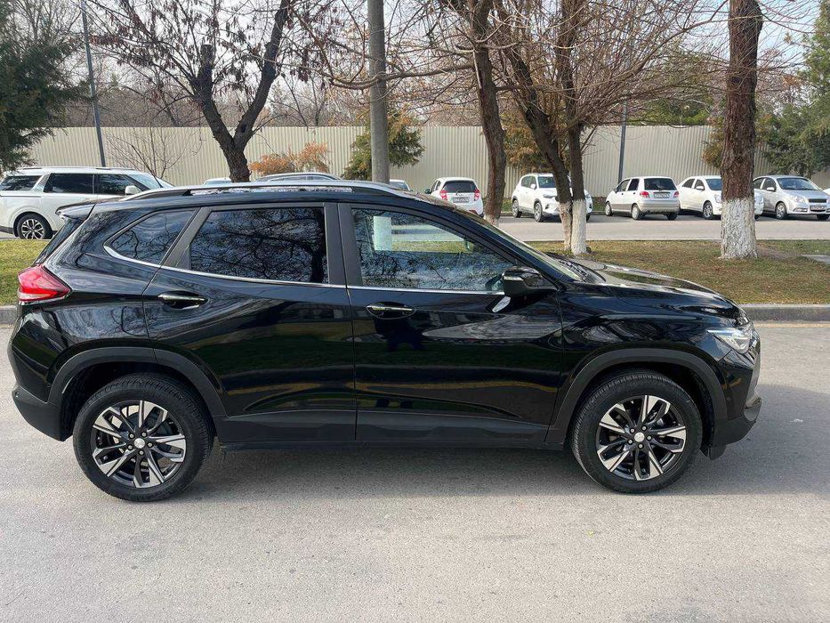 Tracker 2 premier 2023