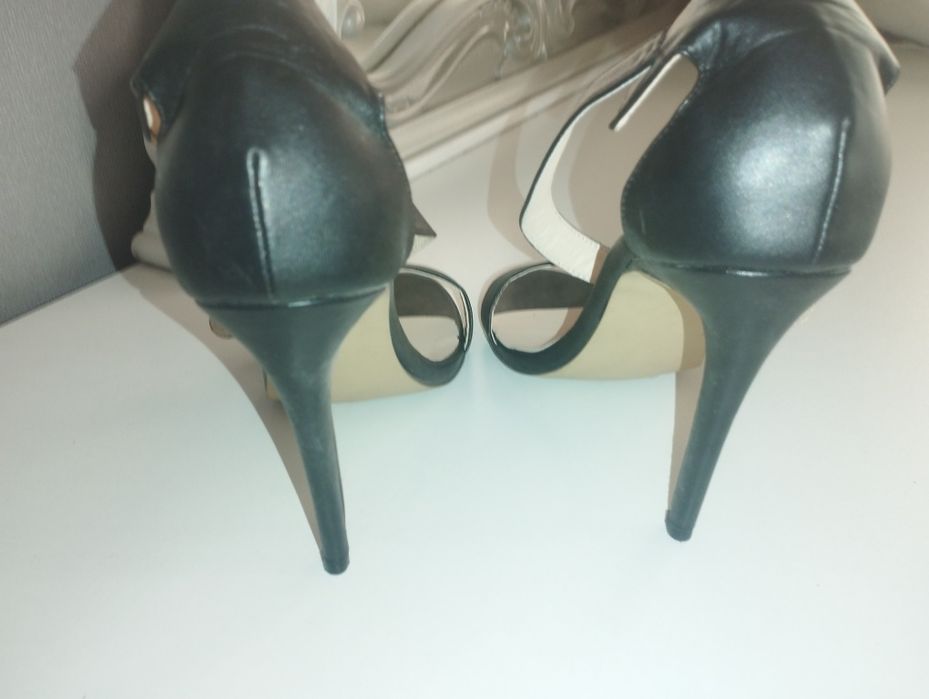 Шикарные платье и туфли