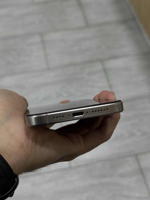 Iphone 15 pro max xolati alo