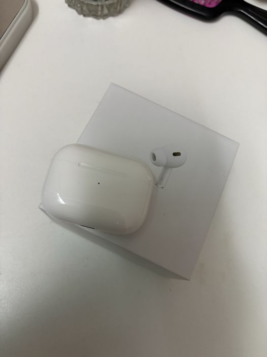 AirPods Pro 2 (USB-C)