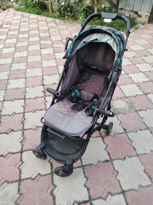 Продам прогулочную коляску